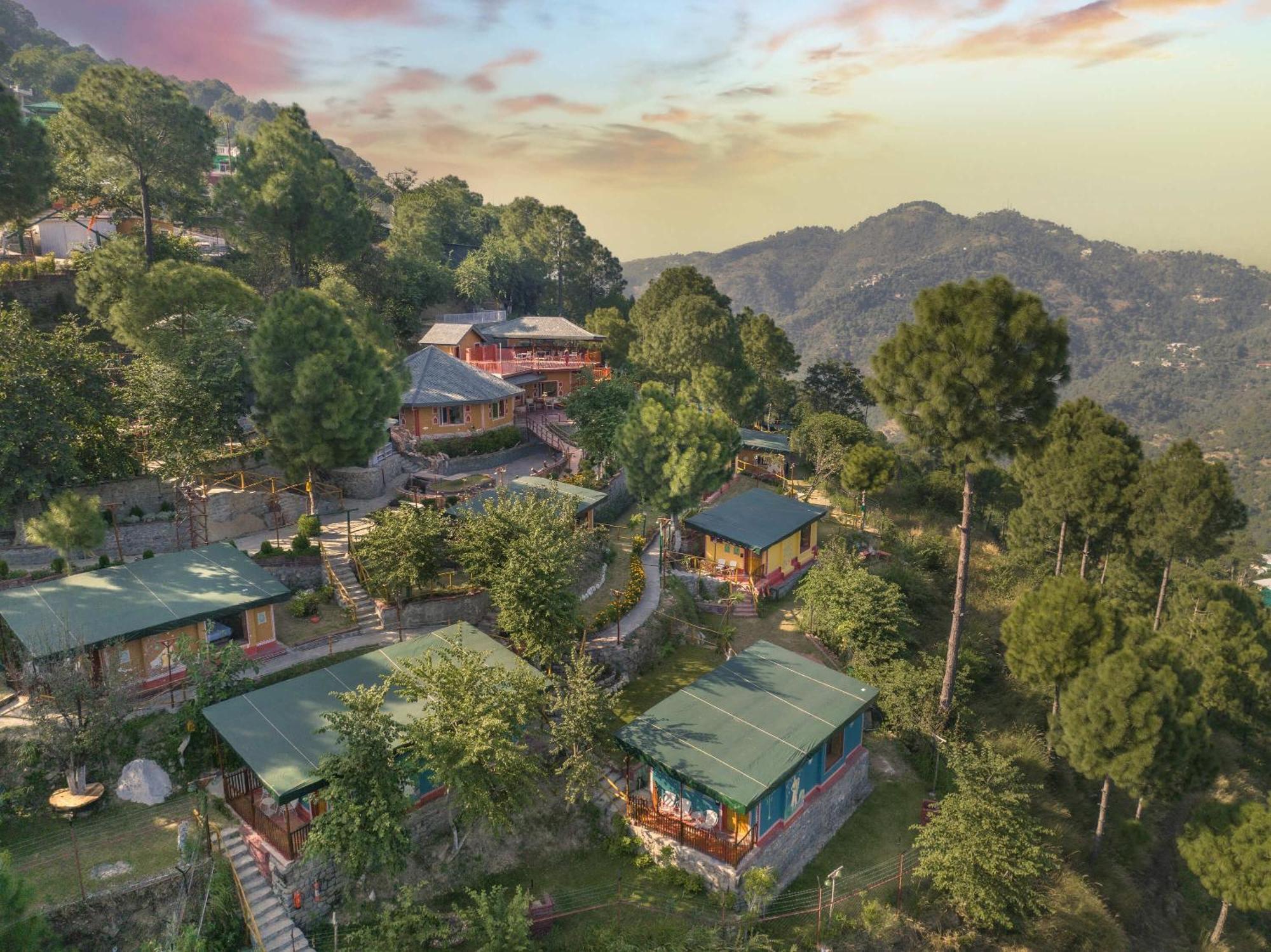 Отель A Kasauli Ggaon By Echor Экстерьер фото