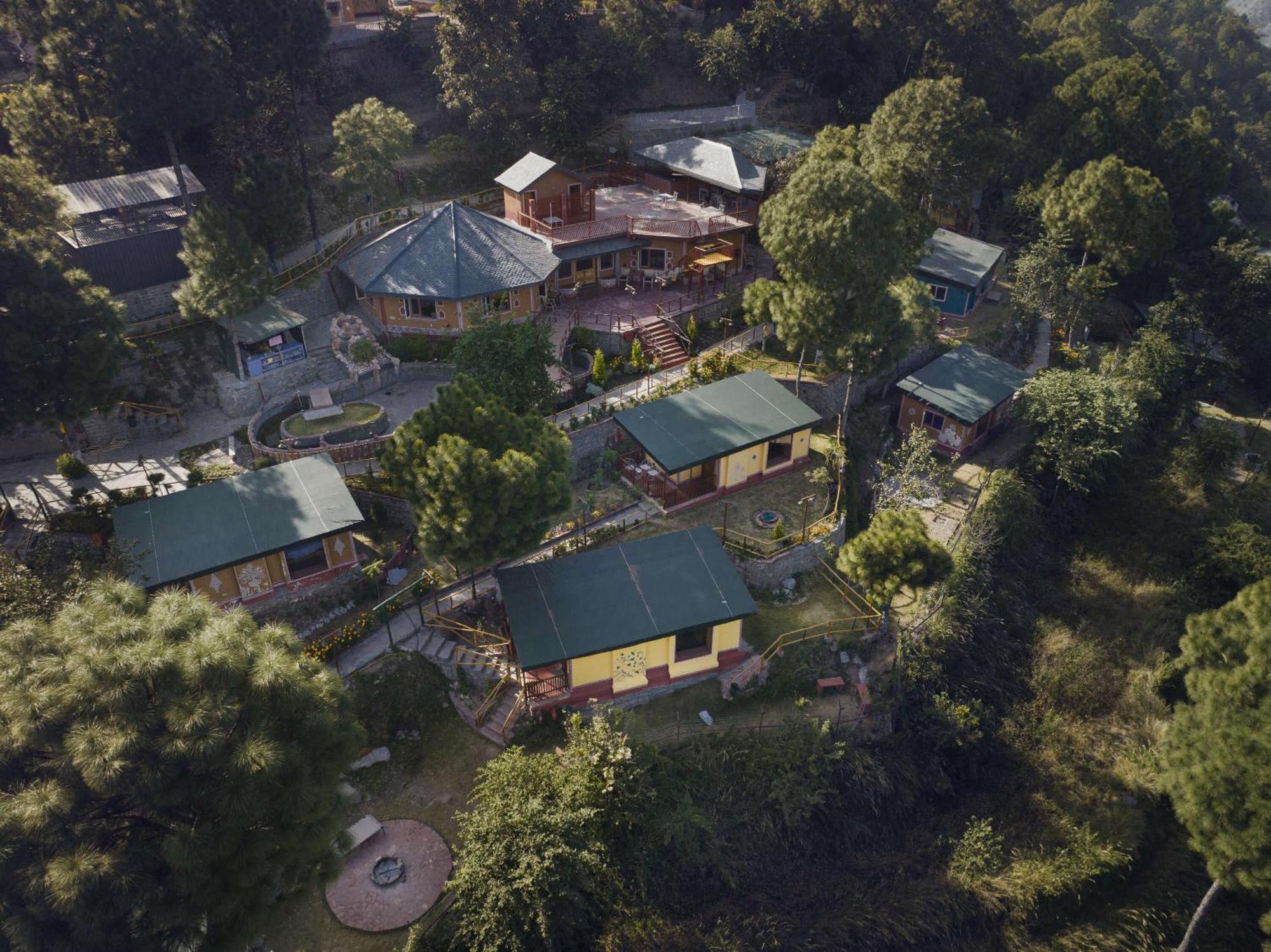 Отель A Kasauli Ggaon By Echor Экстерьер фото